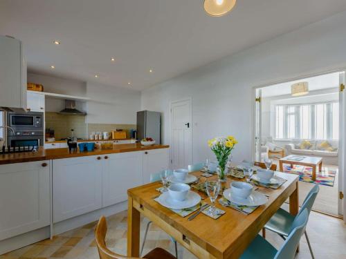Létesítmények, 3 Bed in Bexhill On Sea oc-bt037 in Bexhill