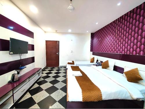 Hotel Orchid Garden Karol Bagh – Delhi, NY