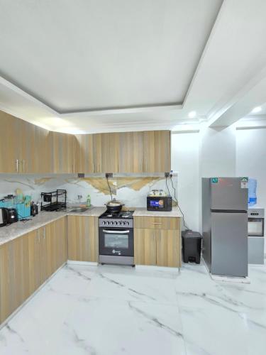 Kiki's Furnished Apartments in คีซูมู