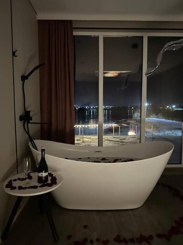 Майами (Маиами) in Uralsk