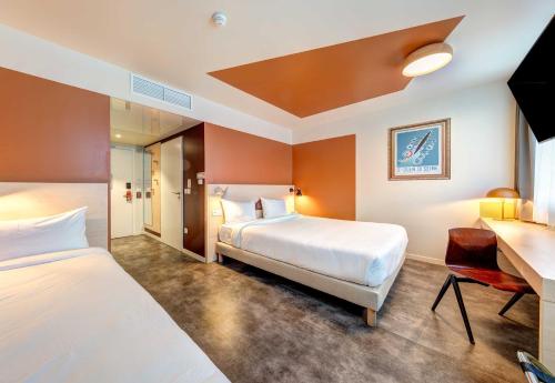 B&B HOME Paris Mairie de Saint-Ouen in Saint-Ouen