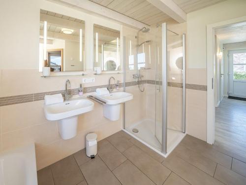 Ferienhaus Theodor Storm 70 mit Garten in 達格比爾