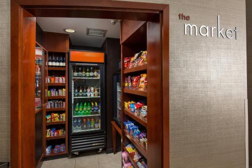 Courtyard by Marriott Rancho Cucamonga - image 9