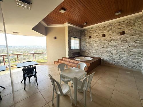 Hot tub, Imperio Romano - Via Caldas in Prive das Caldas
