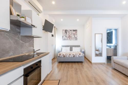 Arya Roma San Pietro, Рим