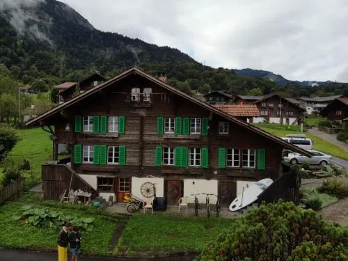 Lake view Chalet , Drligen in Därligen, Schweiz