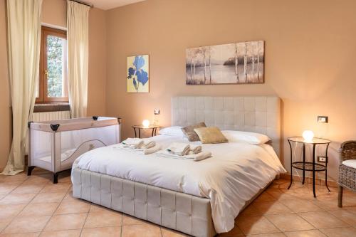 Bartolomeo House - Garage Privato in 亞歷山德里亞