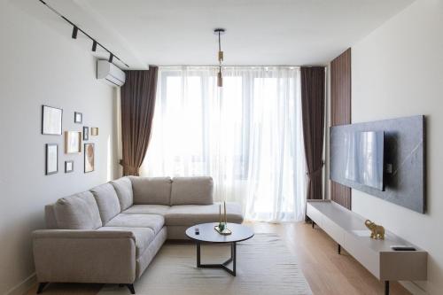 Belgrade Cozy 2 Bedroom Nest at BW 2-Star Single Room room