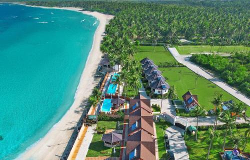 Utopia Beachfront Vacation Club - 숙소 외관