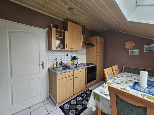 Létesítmények, Appartements & Ferienwohnungen Wolf in Usingen