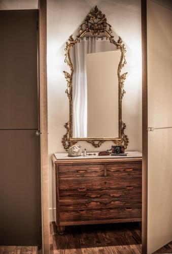 47LuxurySuites - Trevi - image 12