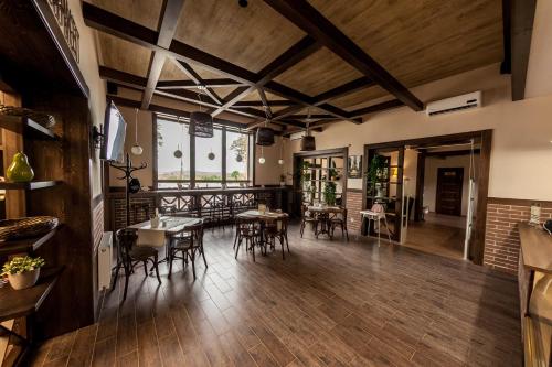 Park hotel Provans - image 8