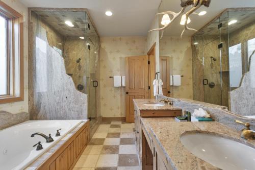 Thistle Drive Home at Deer Valley Resort - 4 Bedroom Home #3020 - image 3