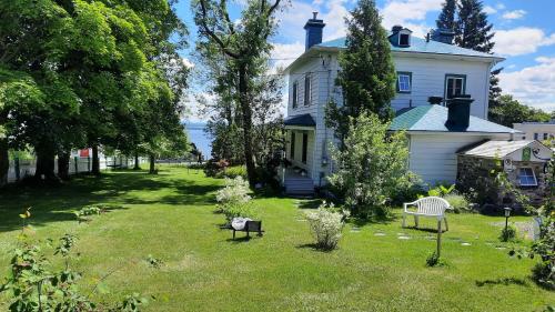 A szálláshely kívülről, La maison de l'île d'Orléans - B&B - déjeuner gastronomique (La maison de l'ile d'Orleans - B&B - dejeuner gastronomique) in Saint-Jean-de-l'Île-d'Orléans