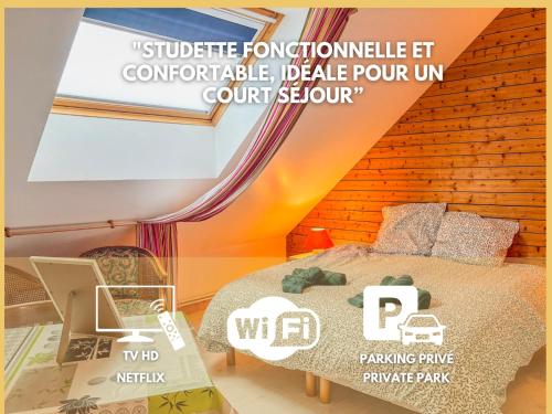 Istaba viesiem, Charmante studette au calme avec terrasse et parking in Moulins-la-Marche