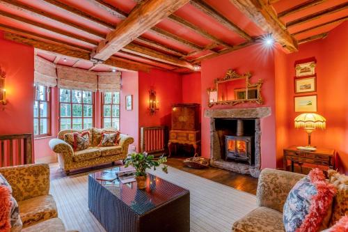 Seadmed, 14 Bed in Llansanffraid oc-b30382 in Llansantffraid