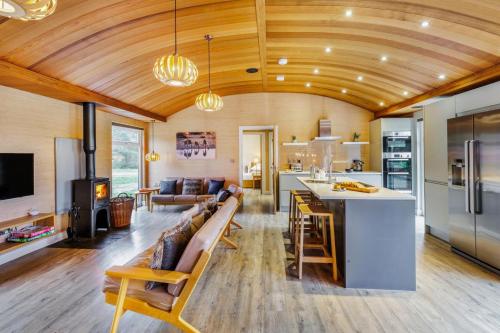 Seadmed, 4 Bed in Llansanffraid oc-p30384 in Llansantffraid