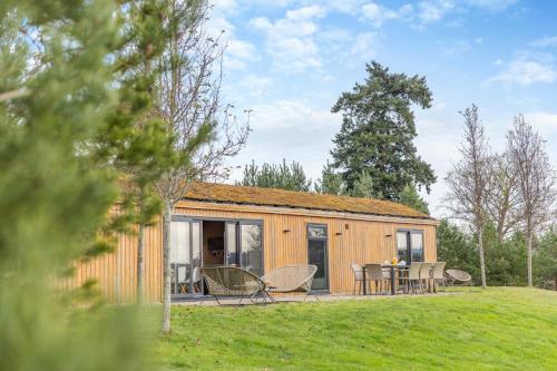 Seadmed, 4 Bed in Llansanffraid oc-p30384 in Llansantffraid