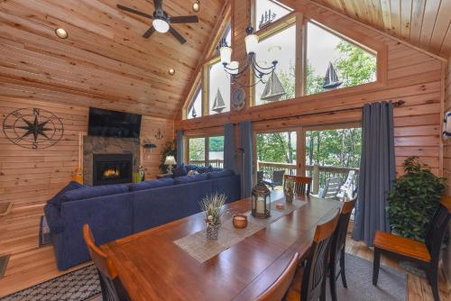 Captains Quarters by Railey Vacations in Oakland (MD)