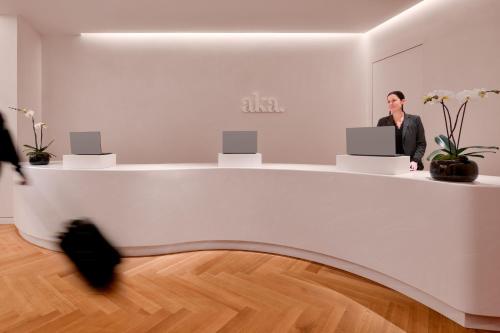 Loews Boston Hotel - image 8