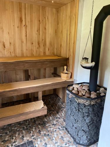 Szauna, Metsanõmme puhkemaja ja saun (Metsanomme puhkemaja ja saun) in Saaritsa