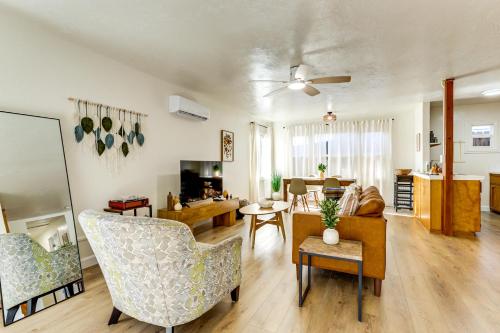 Clear Lake Living! Pet-Friendly Gem w/ Fenced Yard in 拉克波特