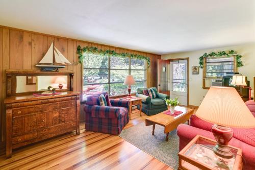 Ephraim Vacation Rental - 3 Mi to Fish Creek Beach in Ephraim, USA