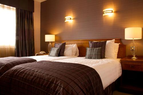 Best Western Aberavon Beach Hotel Stop at Best Western Aberavon Beach Hotel to discover the wonders of Port Talbot. The hotel offers a high standard of service and amenities to suit the individual needs of all travelers. To be found a