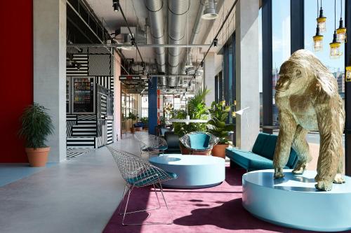 Lobby, The Social Hub Groningen Extended Stay in Binnenstad-Noord