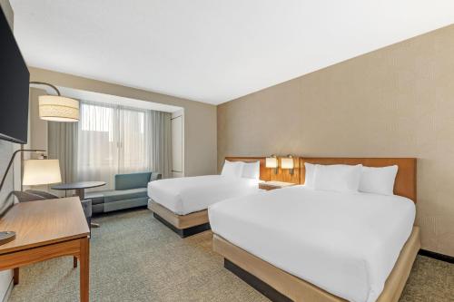 Drury Plaza Hotel Lincoln Downtown - image 5