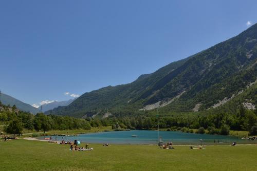 Open air bath, Montricher karellis, a 5 min de St Jean de Maurienne in Montricher-Albanne