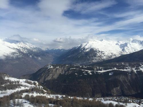 Montricher karellis, a 5 min de St Jean de Maurienne in Montricher-Albanne