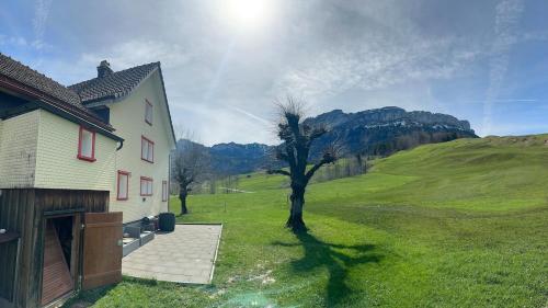 Quiet exclusive house for 6 people in Schwende