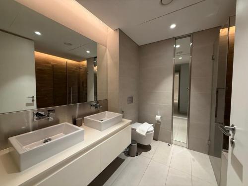 Luxury Bluewaters Residence - image 5