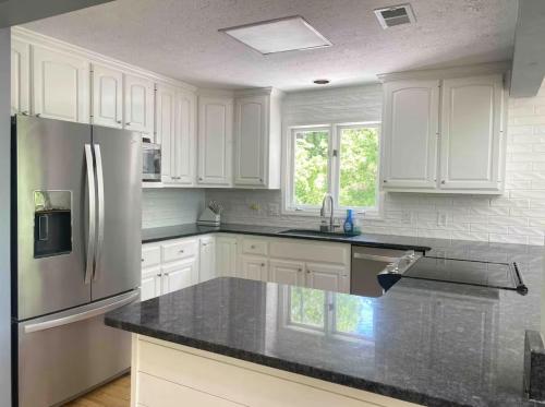 River Relaxation | Riverfront Home| Winchester in Athens