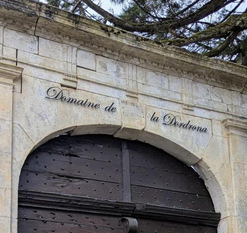 Entrada, Domaine de la Dordrona in Brantome