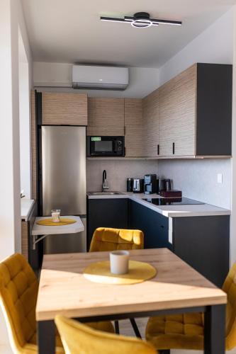 Eternity Apartment – khách sạn tại Sturovo