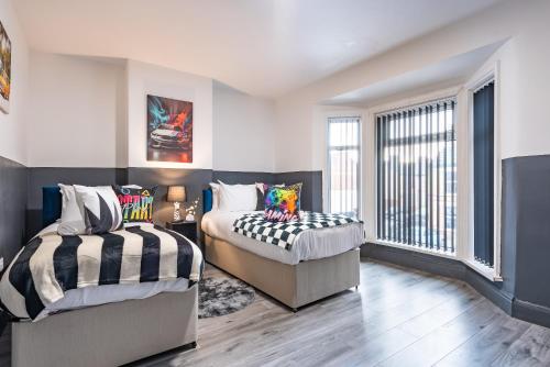Newland Ave 4 Bedroom 5 Smart TVS 1,5 Bathroom Ebenezer Garden House