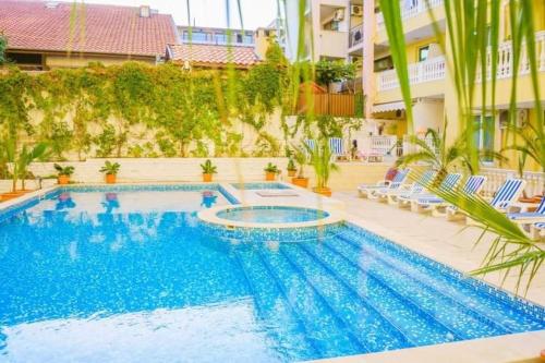 Marina Sunrise Complex by the sea in Sveti Vlas