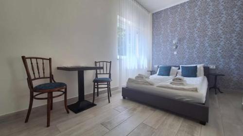 River Apartment in Mako