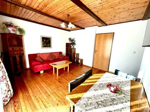 Villa Natalie - Panorama Apartment 2 mit Bergblick, Semmering in Semmering, Österreich