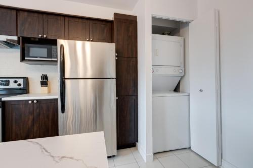 2CAC renover, tranquille, pres du parc, commodites et activites in Villeray-Saint-Michel-Parc-Extension