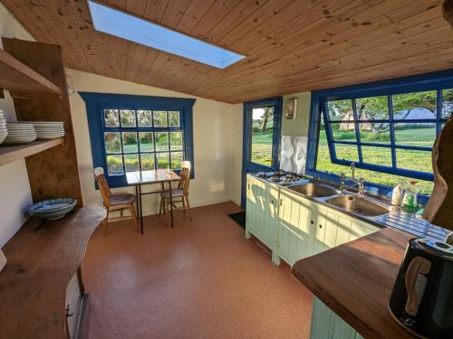 Jay's Cabin in Castlehaven
