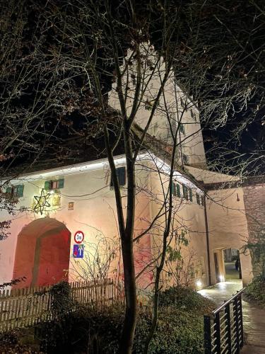 Historischer Stadtturm Fürstentor Greding in Greding, Deutschland