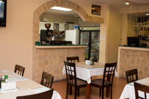 Restaurant, Hotel Novo in Merced