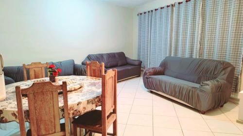 Sobrado em Itanhaém 800mt da praia (Sobrado em Itanhaem 800mt da praia) in 博皮兰加