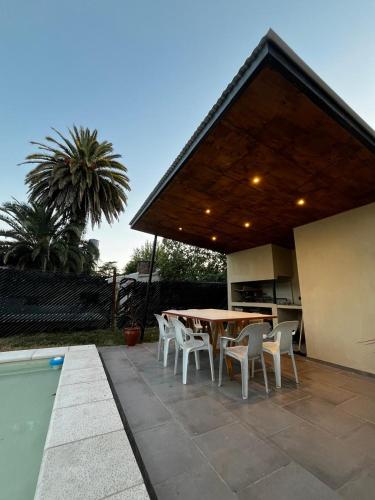 Casa con pileta Funes in Funes