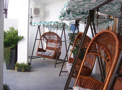 Hotel Boutique Bakari Located in Barrio Los Angeles, Hotel Boutique Bakari is a perfect starting point from which to explore Piriapolis. Both business travelers and tourists can enjoy the propertys facilities and services