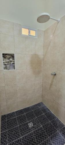 Душ, Habitacion Costabay in Ла Эррадура
