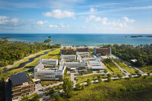 . Holiday Inn Resort Bintan Lagoi Beach by IHG